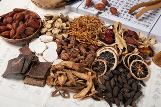 那一刻，我的世界春暖花开作文800字_初一作文（那一刻我的世界春暖花开作文700字作文）