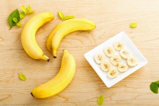 相见恨晚的诗句（表达一见如故,相见恨晚的诗句）