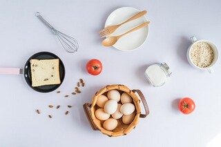 宽容朋友圈文案句子（宽容的说说心情短语）