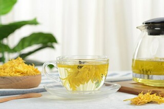 描写洞庭湖景色的诗句