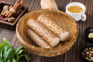 古诗词里动词的妙用（古诗词中的动词）